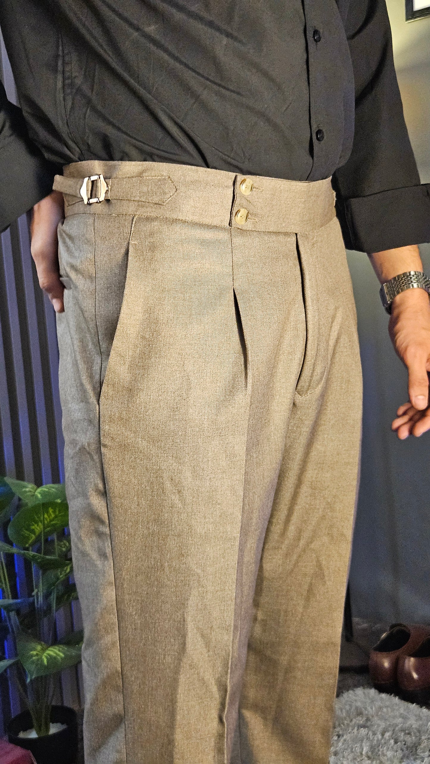 Brown Flannel Signature Buttoned Gurkha Pant × Black Button-Down Shirt