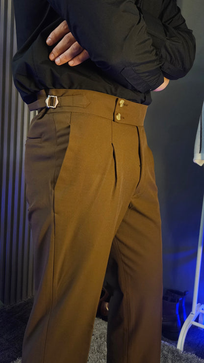 Brown Signature Button Gurkha Pants × Black Button-Down Shirt