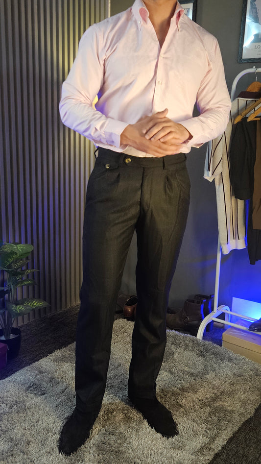 Grey Herringbone Gurkha Pant × Crepe Stripe One Piece Collar Shirt